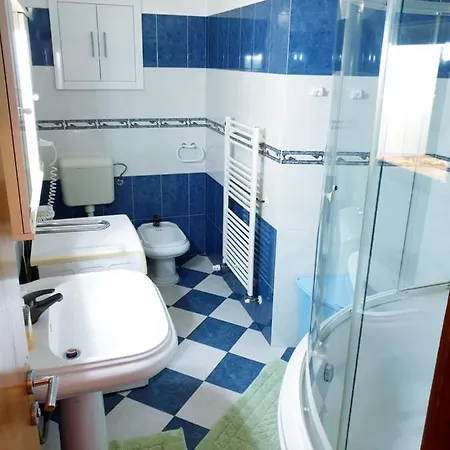 Stosic * Ровинь